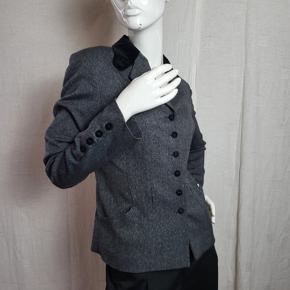 Suzy Shier Women's US4 Blazer Gray Black Velvet Panel Button Front Tailored Fit - Picture 9 of 16